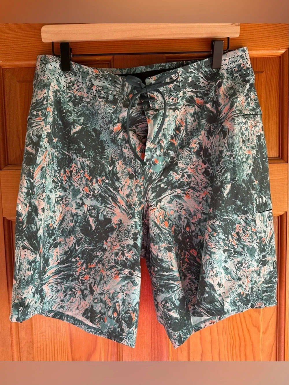 Lululemon Mens Current State Board Short 9”